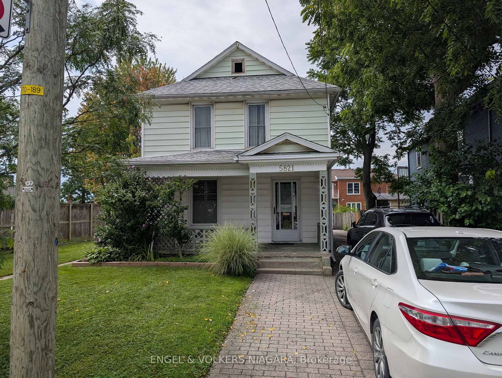 Property Photo:  5821 Leonard Avenue  ON L2G 4R5 
