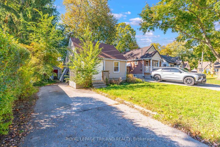 Property Photo:  7 Beverly Street  ON N6C 4R9 