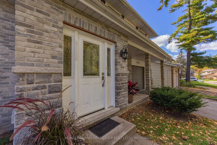 Property Photo:  884 Safari Drive  ON K7M 6X5 