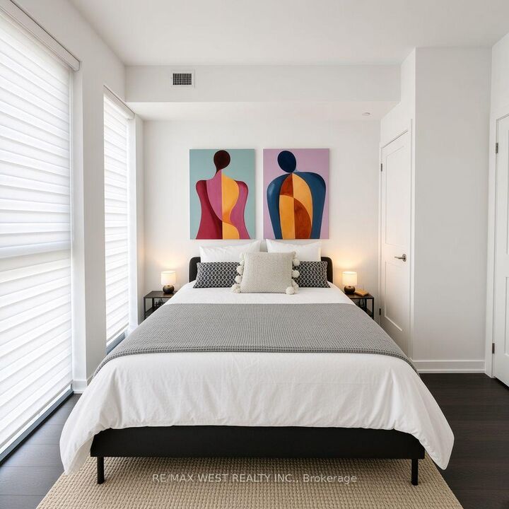 Property Photo:  1 Hillsdale Avenue W 202  ON M4S 0E5 