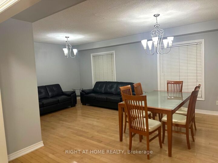 Property Photo: 660 Garden Walk ON L5W 1V9
