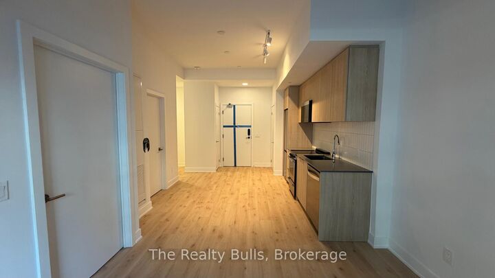 Property Photo:  3008 William Cutmore Boulevard 109  ON L6H 8A4 