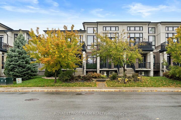 Property Photo:  165 Poplin Street  ON K4M 0G7 