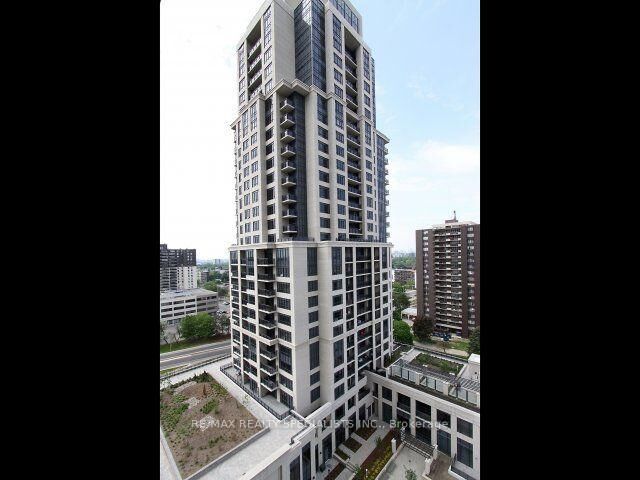 Property Photo:  6 Eva Road 707  ON M9C 0B1 