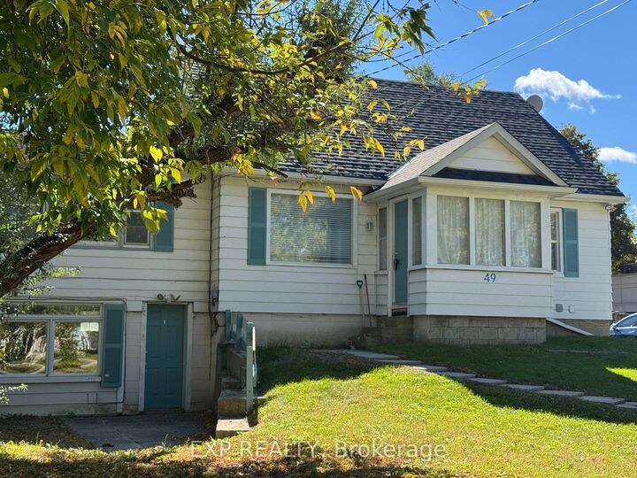Property Photo:  49 Sunset Beach Road Main &Amp Upper  ON L4E 3G7 