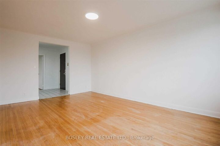 Property Photo:  11 Calvington Drive 4  ON M3M 2L7 
