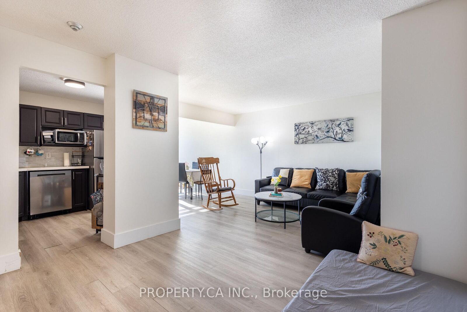 Property Photo:  41 Marbrook Lane 1706  ON M9V 5E6 