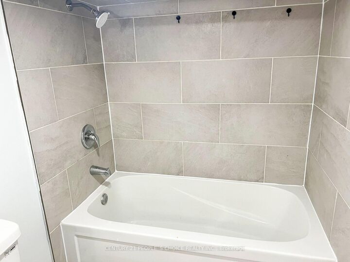 Property Photo:  77 Dudhope Avenue  ON N1R 4T6 