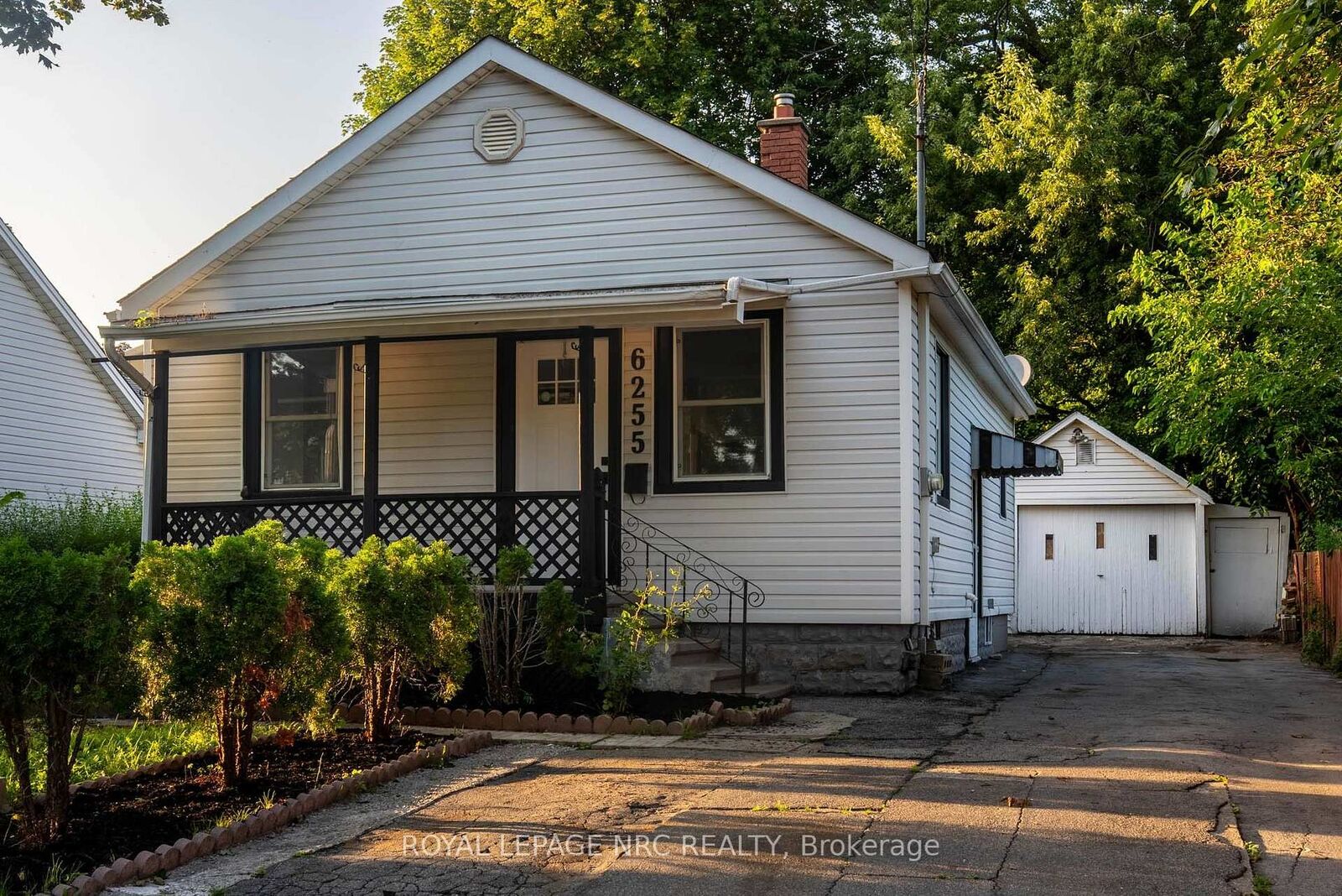Property Photo: 6255 Culp Street Lower ON L2G 2C2