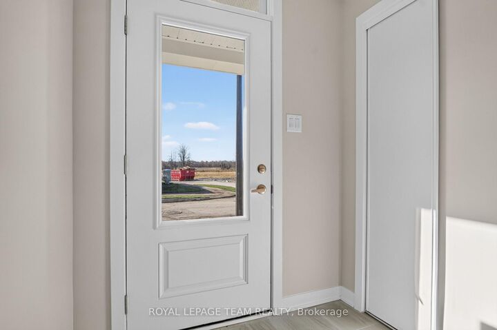 Property Photo:  21 Sintaluta Walk  ON K0A 2Z0 