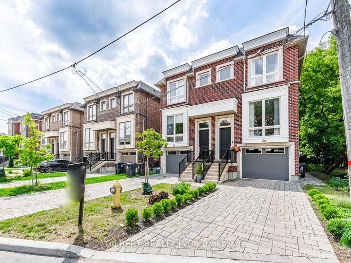 Property Photo:  24 Carhartt Street  ON M6A 1Y4 