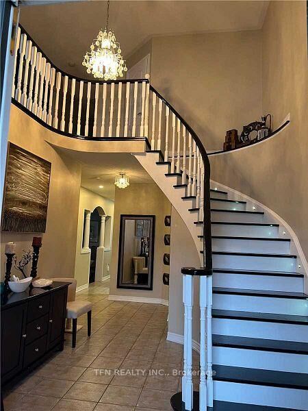 Property Photo:  1047 McClenahan Crescent  ON L9T 6W6 