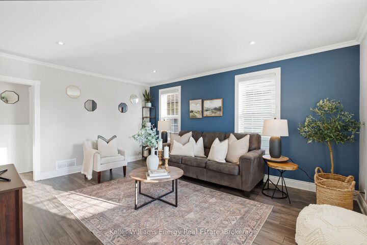 Property Photo:  359 Ritson Road N  ON L1G 5P9 
