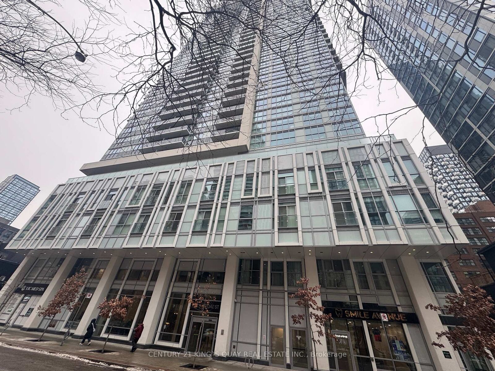 Property Photo:  77 Mutual Street 2103  ON M5B 0B9 