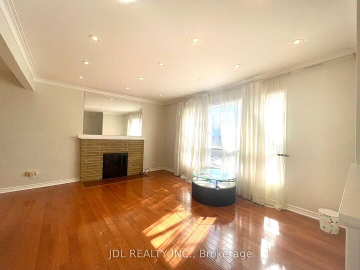 Property Photo: 73 Shilton Road Main ON M1S 2J8