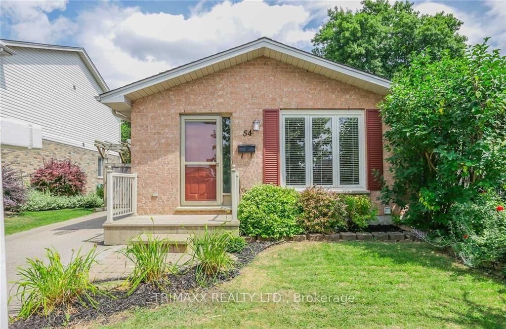 Property Photo:  54 Tanoak Drive  ON N6G 5A1 
