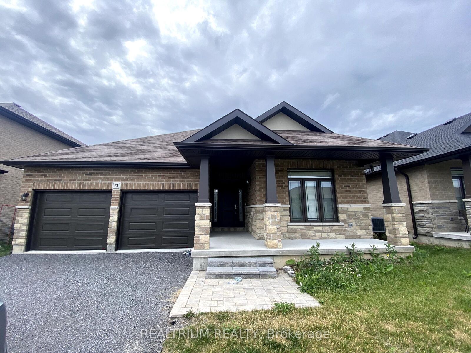 Property Photo:  31 Covington Crescent  ON K8N 0K9 