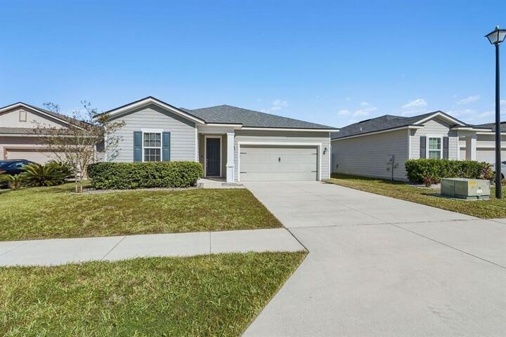 Property Photo:  95499 Hanover Court  FL 32034 