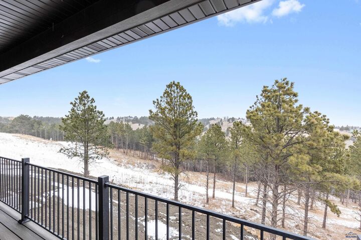 Property Photo: 1210 Pinnacle Ct SD 57701