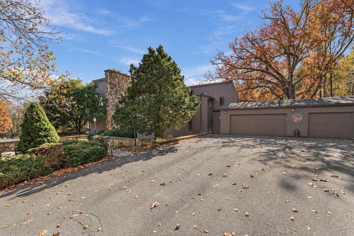 Property Photo:  80 Oakridge Drive  NY 13865 