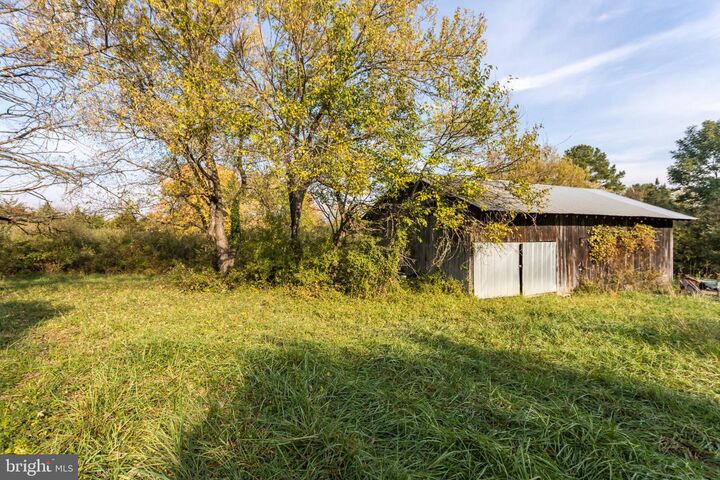 Property Photo: 279 Cougill Road VA 22645
