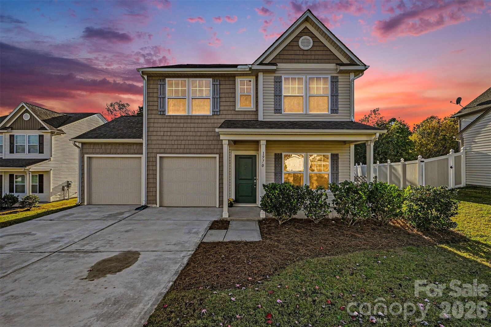 Property Photo: 1970 Mallard Pointe Drive NC 28083
