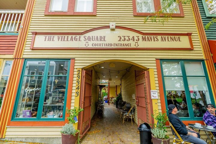 Property Photo: 23343 Mavis Avenue 204 BC V1M 2R8