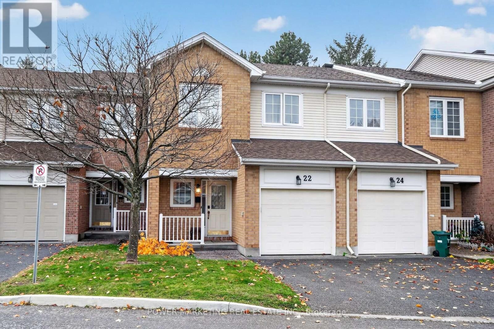 Property Photo:  22 Sandcliffe Terrace  ON K2G 5Y2 