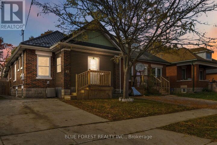 Property Photo:  45 South Tennyson Street South  ON N5Z 2K6 