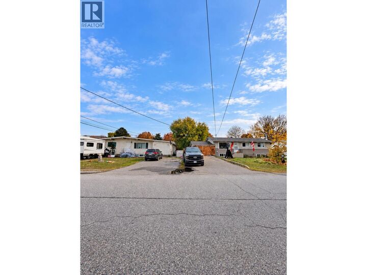 Property Photo: 215 Davie Road BC V1X 3Y6