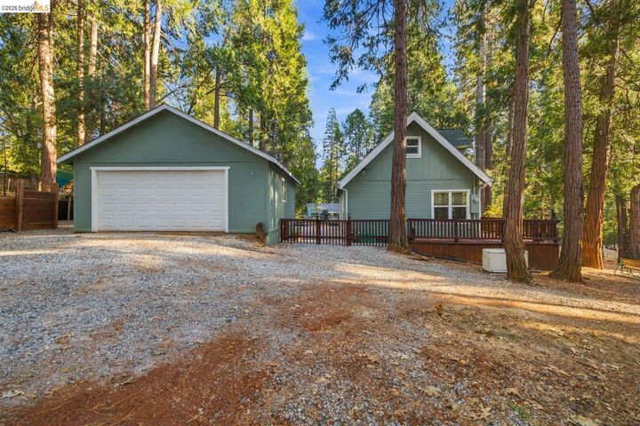 Property Photo: 24477 Lodge Way CA 95370