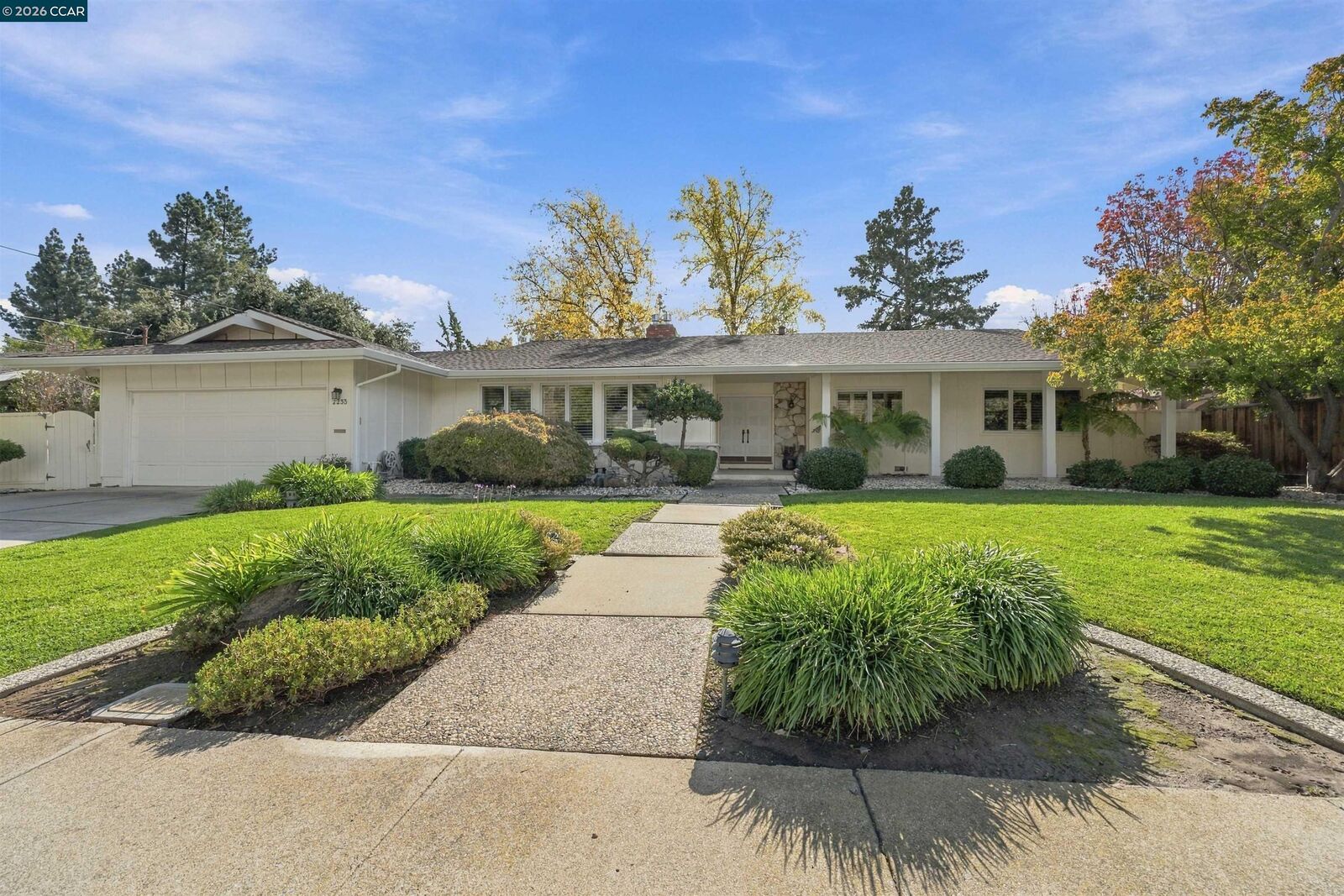 Property Photo: 2233 Belford Dr CA 94598