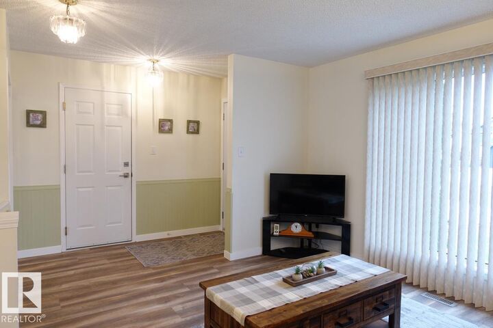 Property Photo:  26 Riverpointe Drive  AB T8L 4H3 