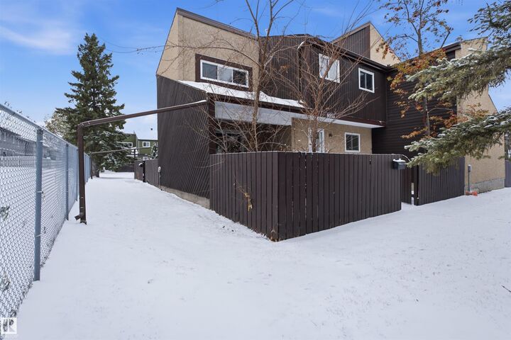 Property Photo:  8003 27 Avenue NW  AB T6K 3C9 