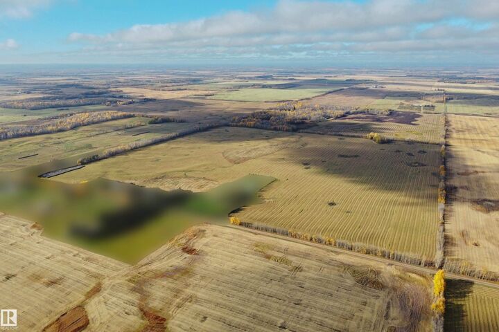 Property Photo:  Twp Rd 590 And Rge Rd 35  AB T7N 1N3 
