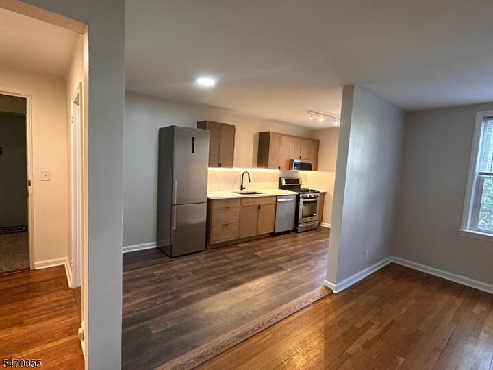 Property Photo: 101 Gates Ave E4 NJ 07042