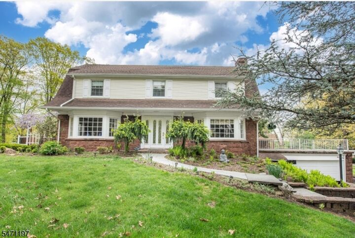 Property Photo:  839 Rifle Camp Rd  NJ 07424 