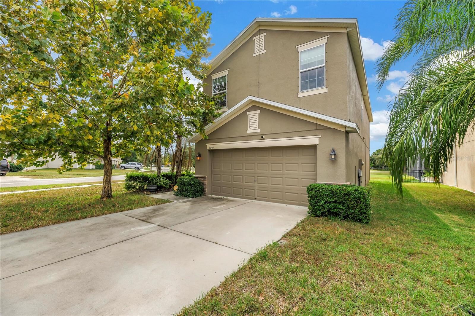 Property Photo:  13739 Reindeer Circle  FL 34669 
