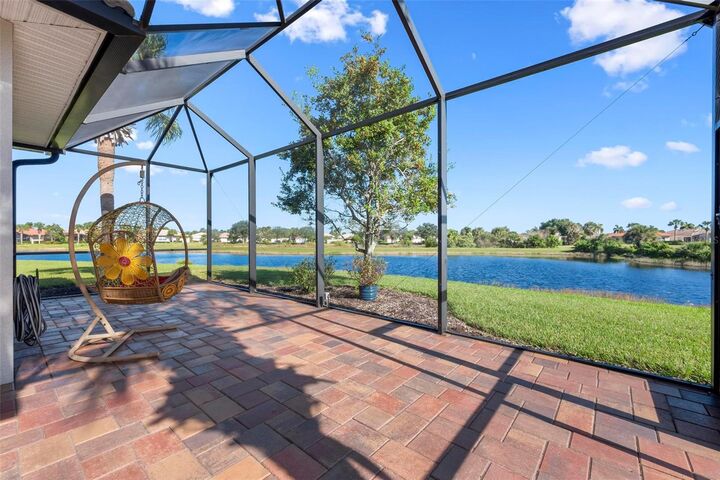 Property Photo: 106 Mestre Place FL 34275