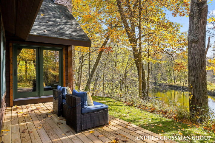 Property Photo:  1308 W State Road  MI 49058 