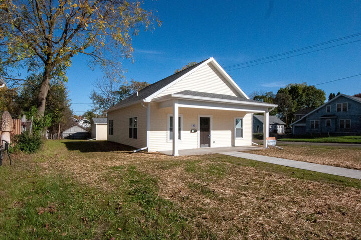 Property Photo: 82 Greenwood Avenue MI 49037