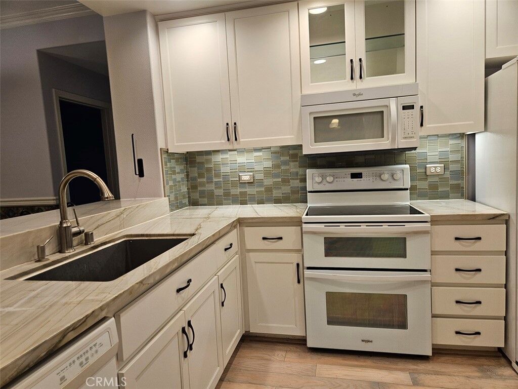 Property Photo:  2243 Martin 105  CA 92612 