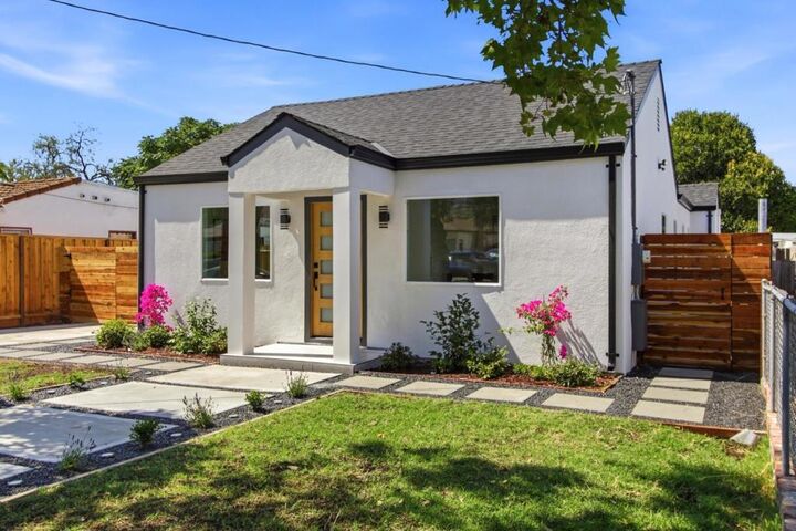 Property Photo:  75 S Cragmont Avenue  CA 95127 