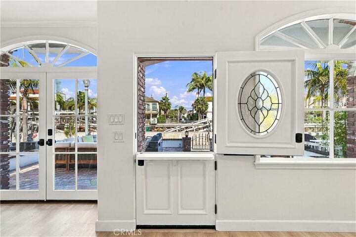 Property Photo:  130 Rivo Alto Canal  CA 90803 