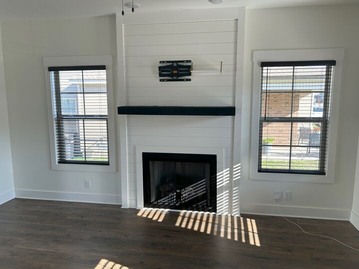 Property Photo:  1452 Kingbird Dr  TN 37040 