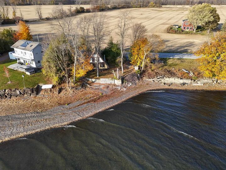 Property Photo:  6814 US Route 2  VT 05474 