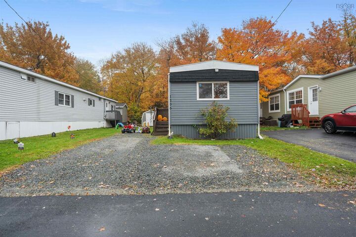 Property Photo: 1206 Susan Drive NS B4E 1P1