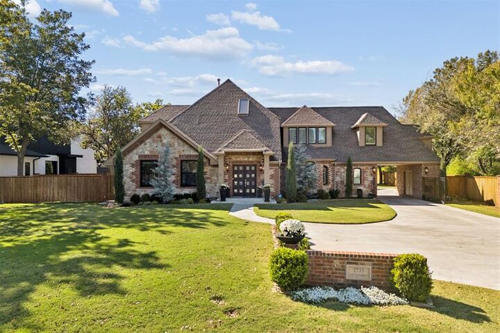 Property Photo:  2733 Guilford Lane  OK 73120 