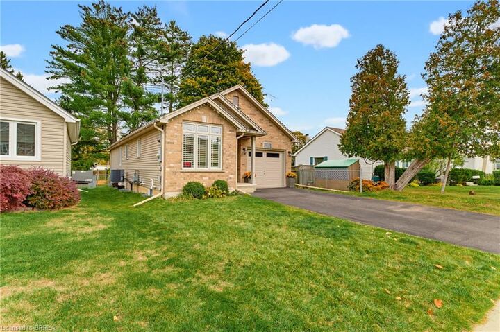 Property Photo: 95 Morton Avenue ON N3R 2N9