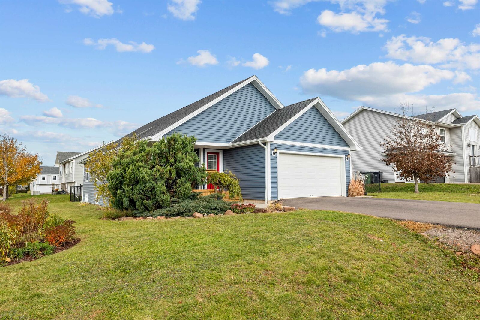 Property Photo:  47 Westway Drive  PE C1E 2K2 
